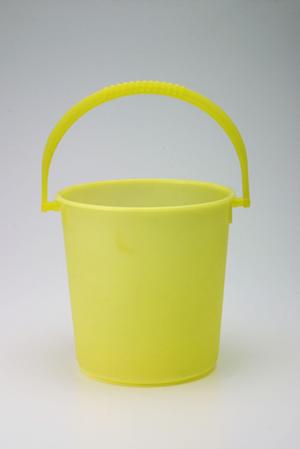 ネックストラップの社員証ケースが人気